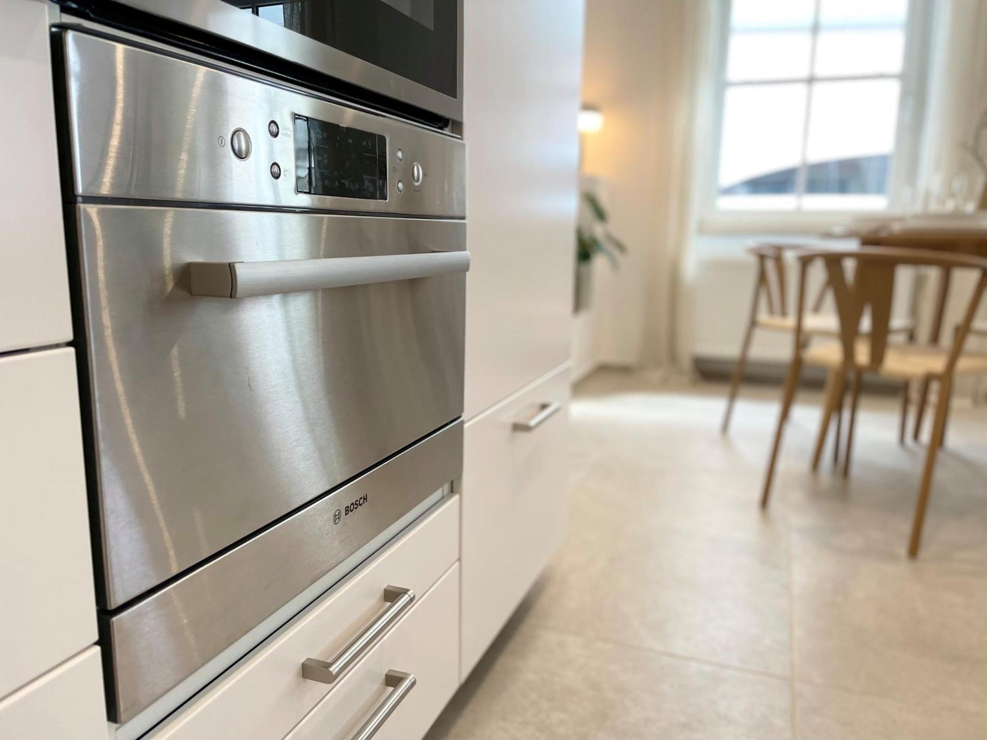 Appartement Zentrales Innenstadt Mit Garage *