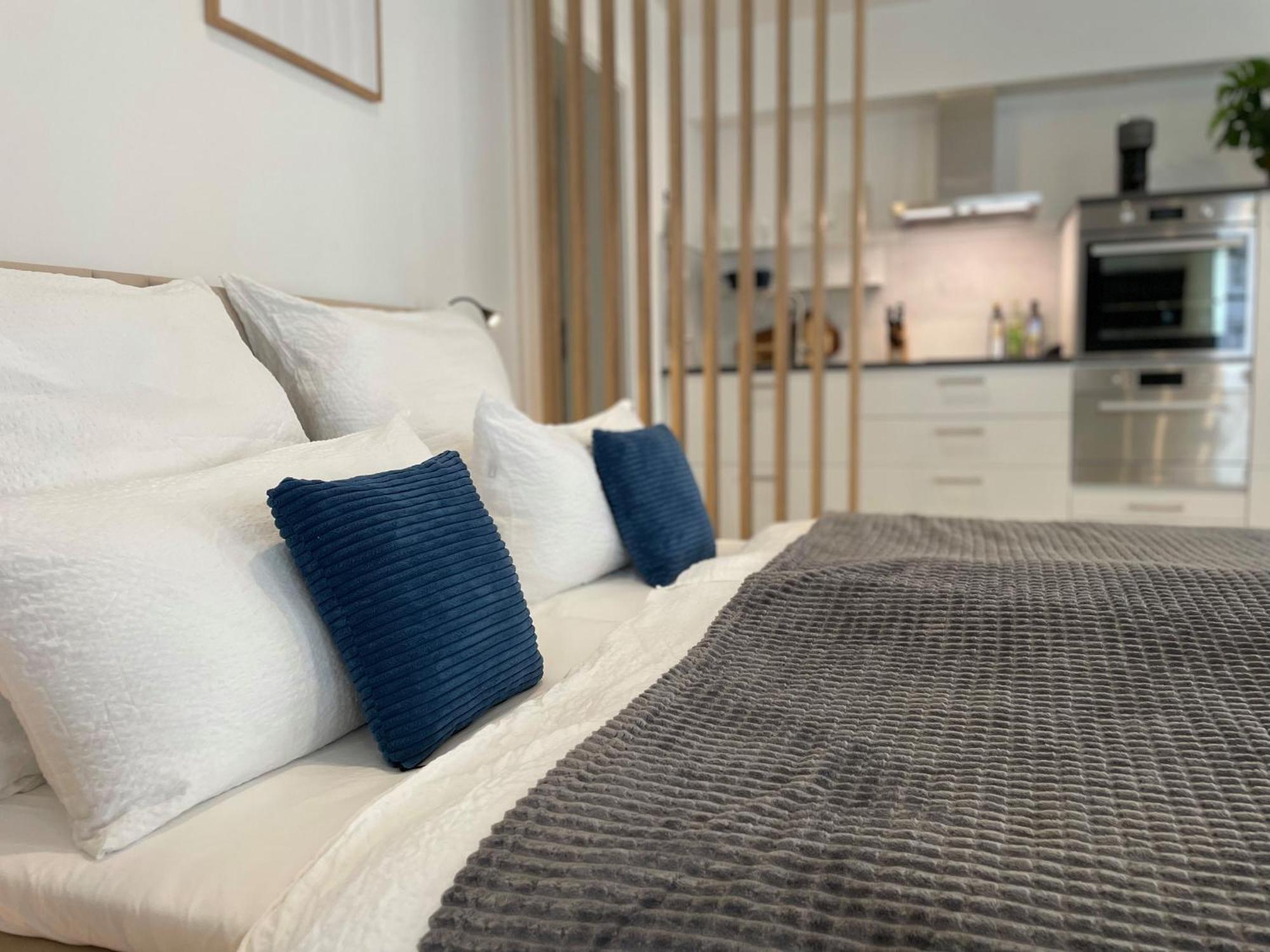 Appartement Zentrales Innenstadt Mit Garage Stuttgart