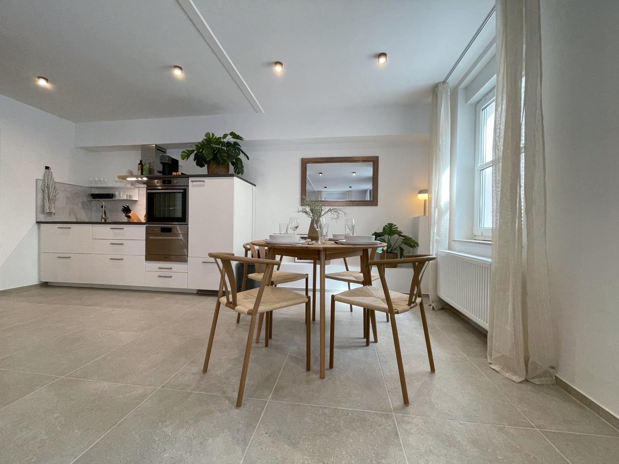 Appartement Zentrales Innenstadt Mit Garage *